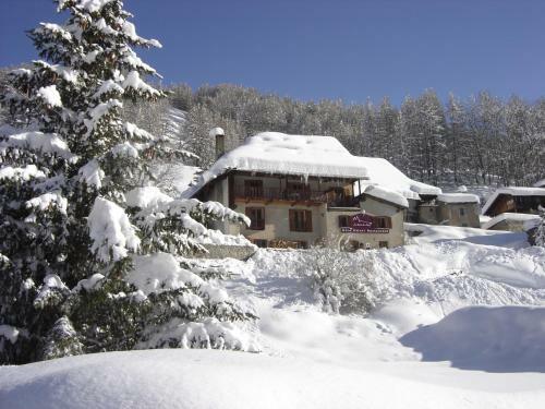 Hotel La Ba�ta Du Loup