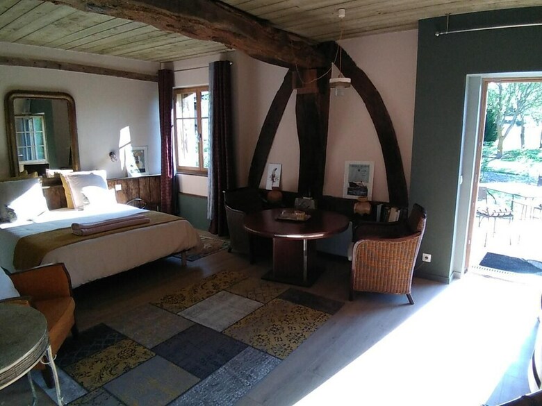 Hostal Domaine Du Lieu Des Brocs