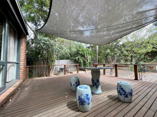 Glen Waverley Central 5br2ba Decking+wifi