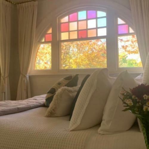 Bed & Breakfast Howlong Old Post Office Luxury Suite