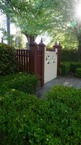 Bed & Breakfast Howlong Old Post Office Luxury Suite