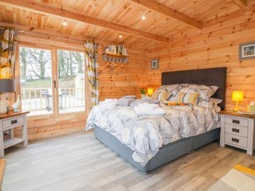 Little Orchard Lodge