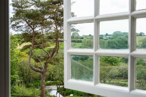 Cusgarne Manor Boutique B&B - Adults Only