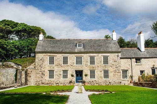 Cusgarne Manor Boutique B&B - Adults Only