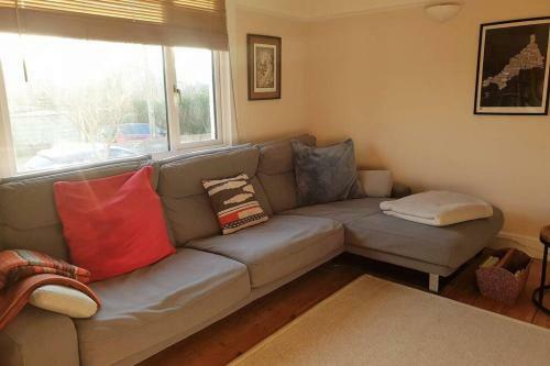Spacious House With A Homely Touch In Truro