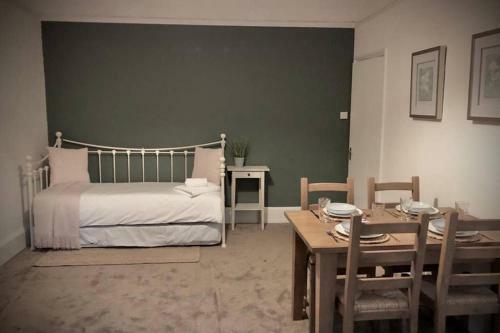 Apartamento Colchester Villas - Spacious, Inviting & Central 6cv