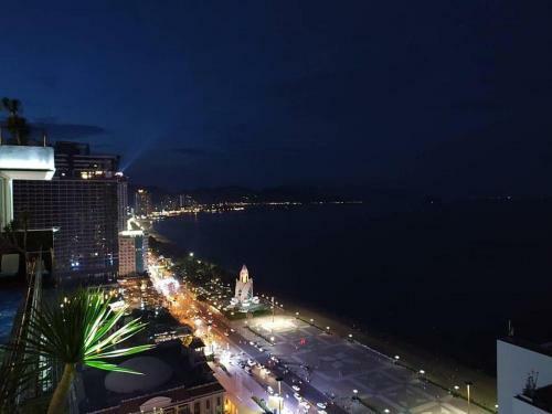 C?n H? Cao C?p View Bi?n Maple Hotel And Apartment