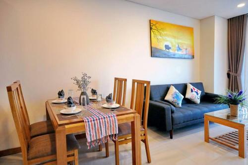 C?n H? Cao C?p View Bi?n Maple Hotel And Apartment