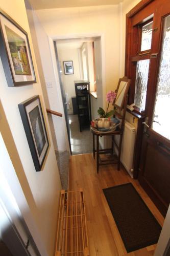2 Leather Lane