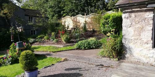Lile Cottage