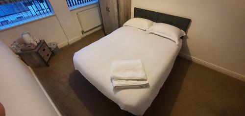 Hostal 24hr Self Check In Apartment Central Wakefield