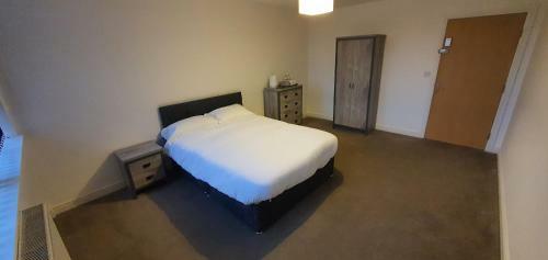 Hostal 24hr Self Check In Apartment Central Wakefield