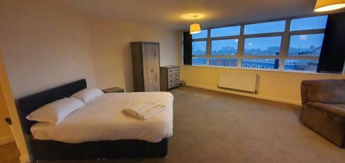 Hostal 24hr Self Check In Apartment Central Wakefield
