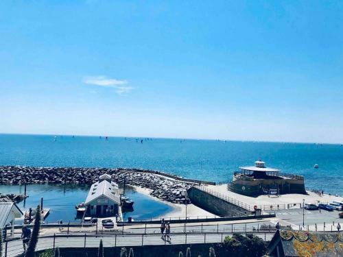 Pj's Central Ventnor Holiday Apartment