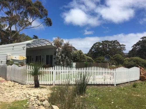 The Surf Shack At Boranup Beach Chalets