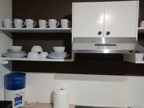 2br Luxury Furnished House Close To Cbd