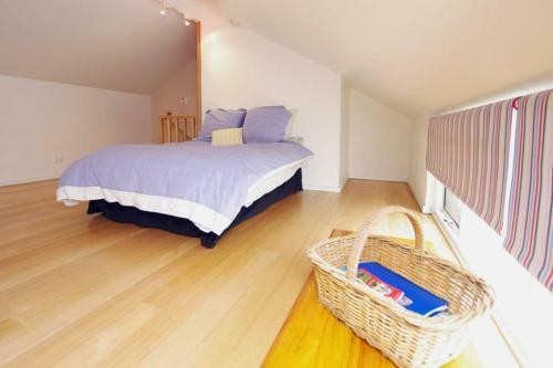 Adelaide Close Cbd Large Private Studio Apartment In St Peters