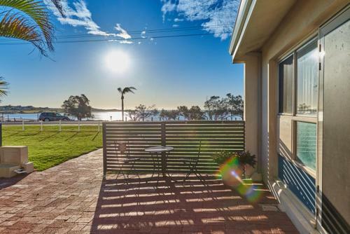 Api Pelican Beach Front Apartments Kalbarri
