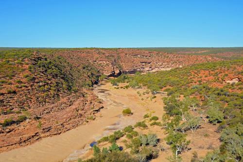 Api Pelican Beach Front Apartments Kalbarri