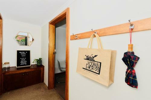 Ms Sophia's Studio Apartment