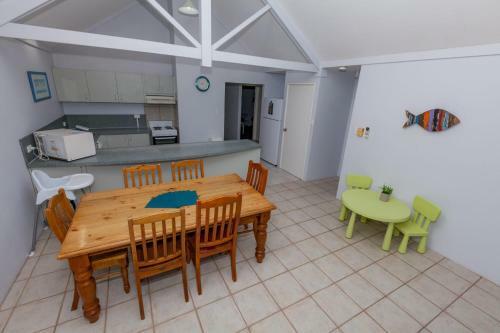 Waterfront Apartment 1 - Kalbarri, Wa