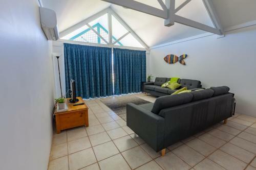 Waterfront Apartment 1 - Kalbarri, Wa