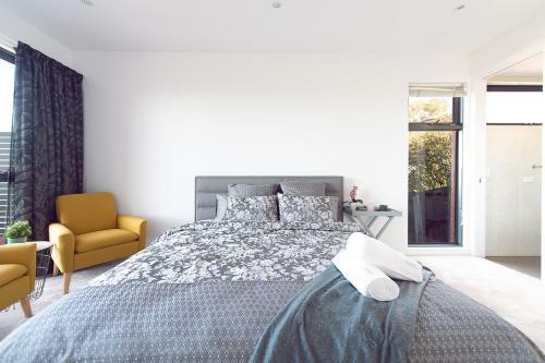 Hostal La Vie Luxury Bay View