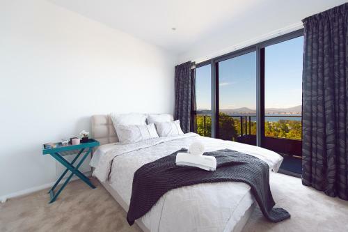 Hostal La Vie Luxury Bay View