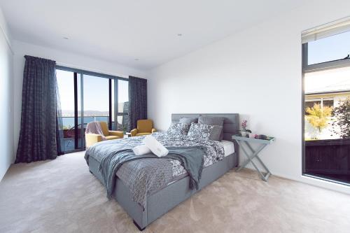 Hostal La Vie Luxury Bay View