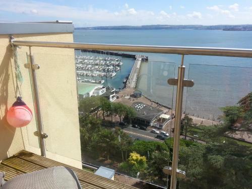 Apartamento Panoramic Sea Views, Sleeps 4, Torquay