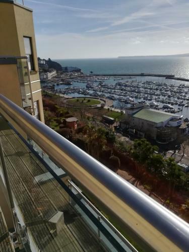 Apartamento Panoramic Sea Views, Sleeps 4, Torquay