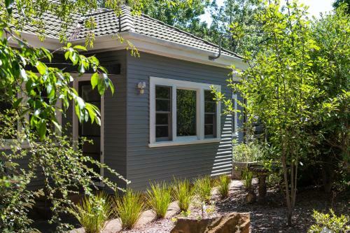 Katoomba Falls Cottage