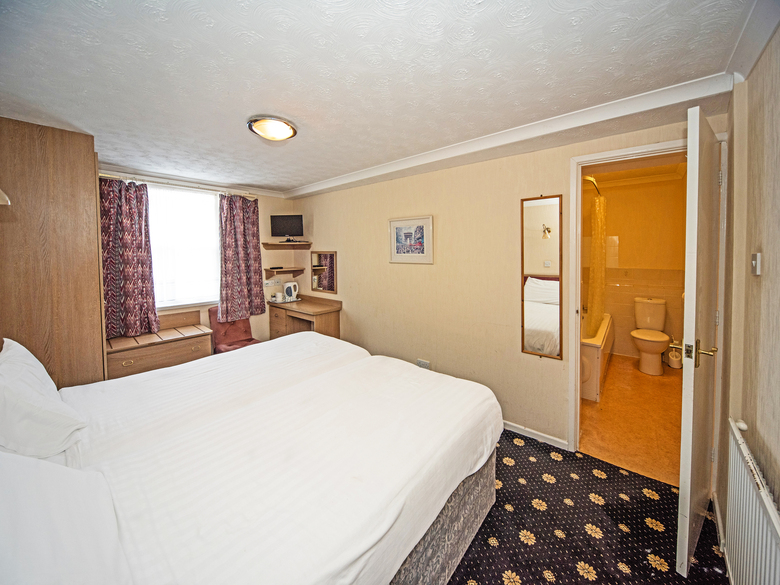 The Sherwood Palm Hotel