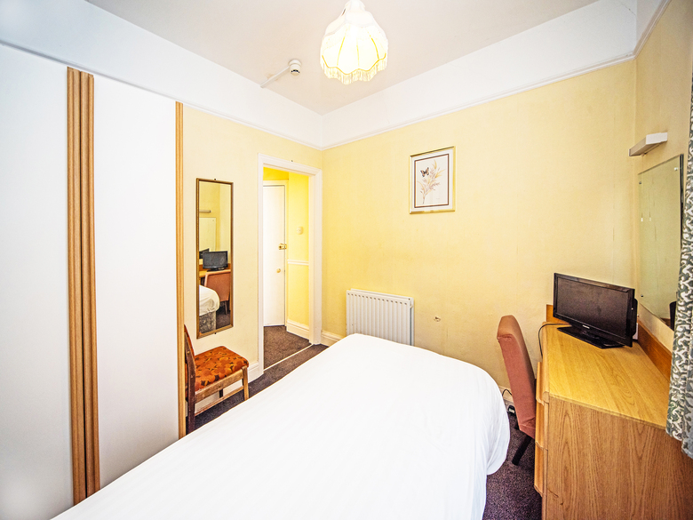 The Sherwood Palm Hotel