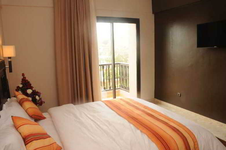 Hotel Oasis
