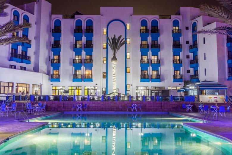 Hotel Oasis