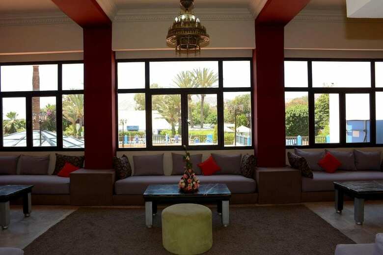 Hotel Oasis