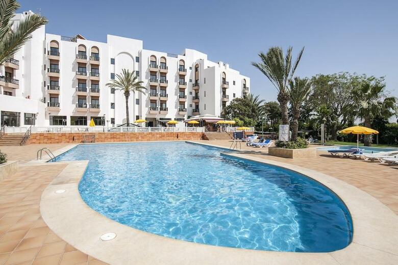 Hotel Oasis