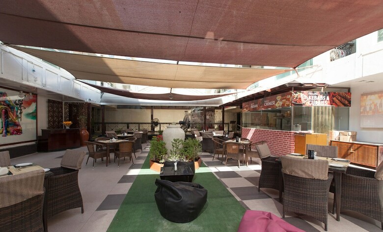 Fortune Karama Hotel