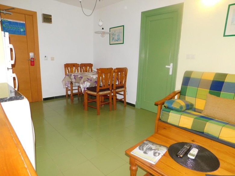 Apartamentos Destinos de Sol La Miner�a Roquetas de Mar