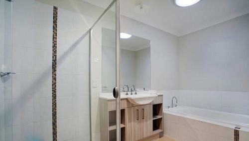 Jindabyne Executive