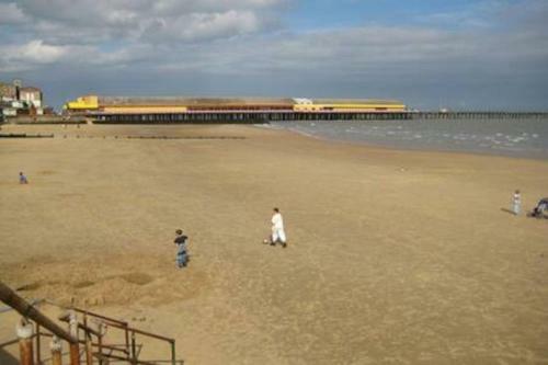 Apartamento Walton Beach Holiday Lets