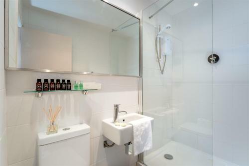 Palm Grove Apartments