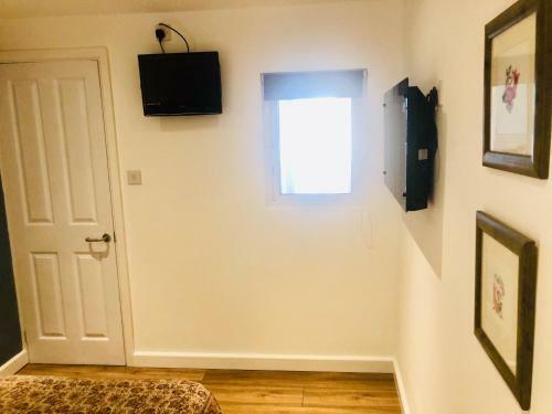 Westbank Lower Ground Apartment