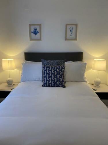 Hotel Rooms At Babbacombe