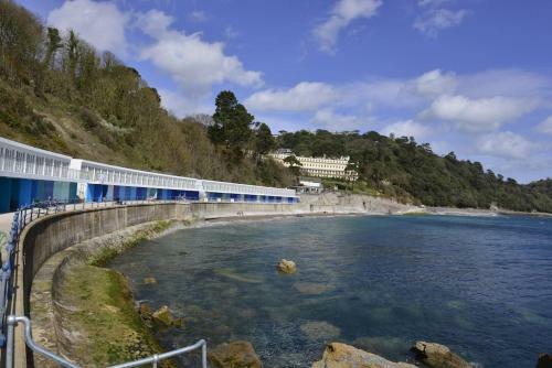 Torquay Townhouse With Hot Tub 200m From Beach
