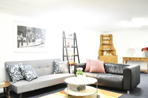 Apartamento Spacious 2 Bedroom Private Basement Suite In Lynn Canyon