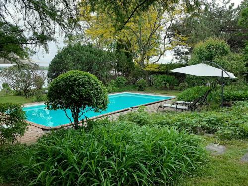 Hostal Chambre Bord De L'eau Oka