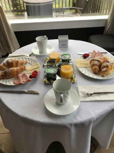 Big Axe Bed & Breakfast
