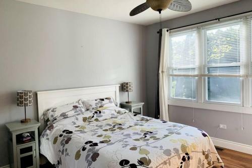 Waterfront 3-bedroom Cottage With Great View